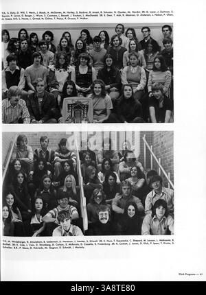Die Ausgabe 1973 des Talons Yearbook der Cooper High School dokumentiert die akademischen, sportlichen und außerschulischen Erfahrungen von Schülern und Dozenten während des Schuljahres 1972-1973. Stockfoto