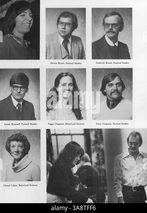 Dieses Jahrbuch feiert den 50. Jahrestag des North Central Bible College und dokumentiert die Leistungen und Erfahrungen von Studenten und Dozenten während des akademischen Jahres 1980-1981. Stockfoto
