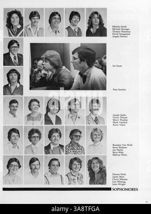 Das Jahrbuch 1981 des North Central Bible College feiert den 50. Jahrestag und dokumentiert die Studenten, die Fakultät und wichtige Ereignisse aus dem akademischen Jahr 1980-1981. Stockfoto