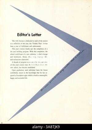 Das Jahrbuch 1965 der Richfield High School, Aurean, dokumentiert die Veranstaltungen der Schule, Schüler, Lehrer, Leichtathletik und Vereine während des akademischen Jahres 1964-1965. Stockfoto