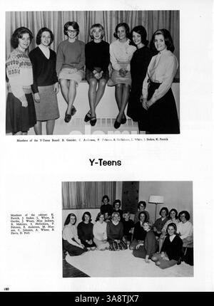 In der Ausgabe 1965 des Jahrbuchs „Aurean“ der Richfield High School werden die Leistungen der Schüler, die Beteiligung der Lehrkräfte und die sportlichen Veranstaltungen aus dem akademischen Jahr 1964-1965 hervorgehoben. Stockfoto