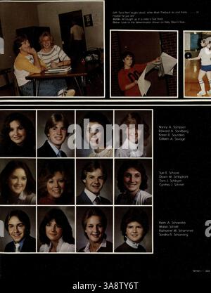 Das 1983 Park Center High Yearbook bietet eine detaillierte Darstellung des Schuljahres 1982-1983 mit Schulvereinen, Sportveranstaltungen und Schüleraktivitäten. Stockfoto