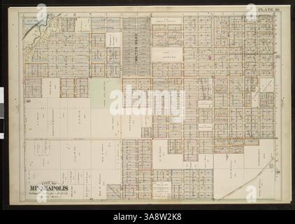 Dieser detaillierte atlas bietet Vermessungen und Plattformflächen von Minneapolis, die Streckenabschnitte, Eisenbahnen, Parks, Friedhöfe, Wasserleitungen, Abwasserkanäle und ein Index der Unterteilungen und Ergänzungen auf der Grundlage amtlicher Aufzeichnungen. Stockfoto