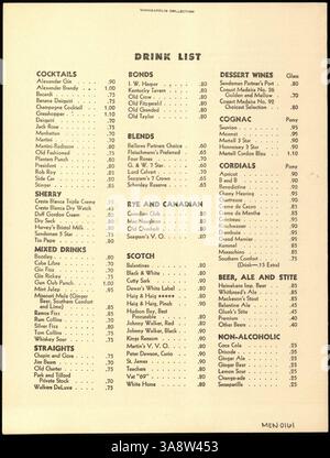 Ein zweifach gefaltetes Abendmenü aus dem Restaurant Flame Room, das verschiedene Gerichte wie Vorspeisen, Hauptgerichte, Fisch und Meeresfrüchte, Steaks, und Beilagen, zusammen mit einer Getränkeliste auf der Rückseite. Stockfoto