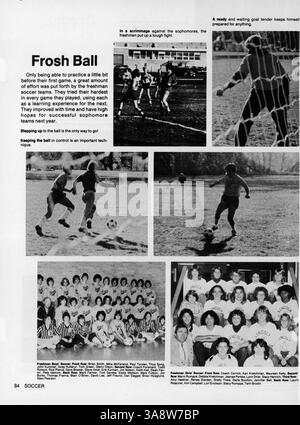 Das Jahrbuch "Bear '80" von der Lincoln High dokumentiert das akademische Jahr 1979-1980 und zeigt Studenten, Dozenten, Leichtathletik, Clubs, und unvergessliche Schulveranstaltungen. Stockfoto
