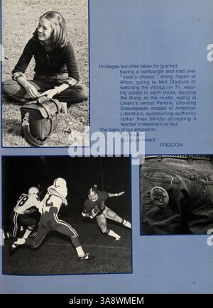 Das Windigo Yearbook 1976 der Edina West High School zeigt die Schüler, Lehrer, Vereine, Sportmannschaften und Schlüsselveranstaltungen des Schuljahres 1975-1976. Dieses Jahr enthält eine detaillierte Aufzeichnung des Schullebens während dieses Zeitraums. Stockfoto