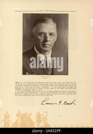 Die Ausgabe 1933 des Edison Yearbook Wizard dokumentiert wichtige Momente aus dem Schuljahr 1932-1933, darunter Schülerporträts, sportliche Highlights, Schulclubs und akademische Aktivitäten. Stockfoto