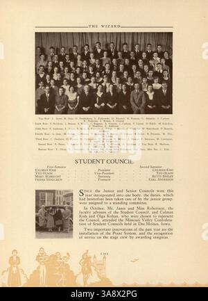Diese Ausgabe des Edison Yearbook, Wizard, 1933 erfasst die wichtigsten Momente aus dem Schuljahr 1932-1933, einschließlich Akademiker, Sportwettkämpfe und das Studentenleben. Clubs und Sport. Stockfoto
