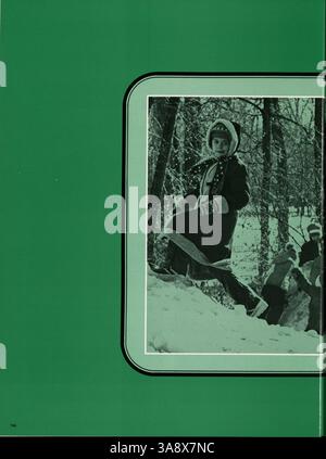 Das Mustang Jahrbuch 1977 der Breck High School dokumentiert die wichtigsten Ereignisse, Leichtathletik, Vereine und die Leistungen der Fakultät des akademischen Jahres 1976-1977. Stockfoto