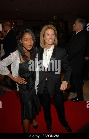 29. April 2006: Washington, District of Columbia, U.. S - Washington DC. USA, 29. April 2006. Greta Van Susteren von CNN und Keke Palmer beim jährlichen White Correspondents Dinner im Washington Hilton Hotel. (Kreditbild: © Mark Reinstein via ZUMA Wire) Stockfoto