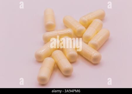 Verschreibungspflichtige Pille und Arzneimittelorganisator. Stockfoto