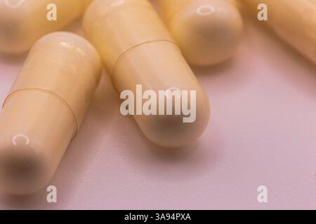 Verschreibungspflichtige Pille und Arzneimittelorganisator. Stockfoto