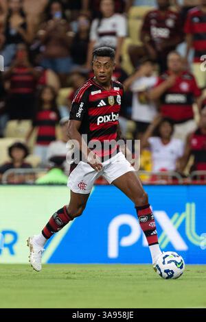 Rio De Janeiro, Brasilien. März 2025. RIO DE JANEIRO, BRASILIEN - 29. MÄRZ: BRUNO HENRIQUE aus Flamengo kontrolliert den Ball während des Spiels zwischen Flamengo und Internacional im Rahmen der Brasileirao 2025 im Maracana-Stadion am 29. März 2025 in Rio de Janeiro, Brasilien. Quelle: Ruano Carneiro/Alamy Live News Stockfoto