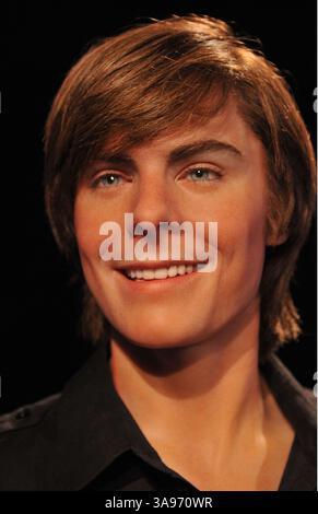 21. Juli 2009 - Hollywood, CA, USA - 21. Juli 2009 - Hollywood, CA - große Eröffnung von Madame Tussauds Hollywood. Die neue Attraktion im Wert von 55 Millionen US-Dollar ist die erste Madame Tussauds weltweit, die von Grund auf gebaut wurde. Es liegt am Hollywood Boulevard neben dem weltberühmten Grauman's Chinese Theatre. Foto: Jaguar/AdMedia Stockfoto