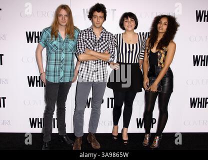 29. September 2009 – Hollywood, Kalifornien, USA – 29. September 2009 – Hollywood, Kalifornien – die Ettes. „Whip it“ in Los Angeles Premiere im Grauman's Chinese Theatre. Foto: Kevan Brooks/AdMedia Stockfoto