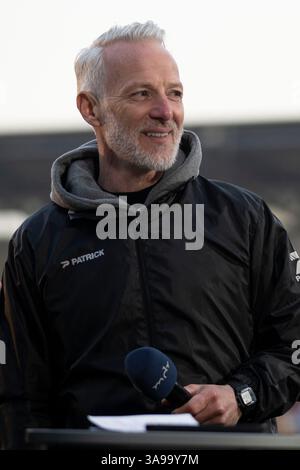 Halle, Deutschland. März 2025. Halle, Deutschland 29. März 2025: Regionalliga Nord/Ost - 2024/2025 - Hallescher FC vs. FSV Zwickau im Bild: Trainer Mark Zimmermann (Halle) Credit: dpa/Alamy Live News Stockfoto