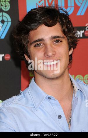 Oktober 2009 – Universal City, CA, USA – 15. Oktober 2009 – Universal City, Kalifornien – Diego. MTV Los Premios Awards 2009 im Gibson Amphitheatre. Foto: Byron Purvis/AdMedia Stockfoto