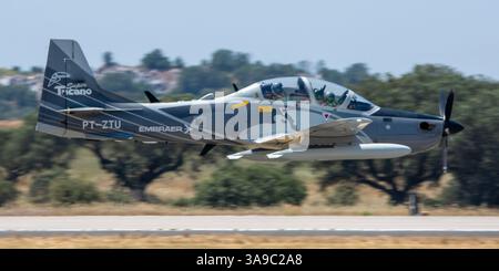 Embraer EMB 314 Super Tucano beim Beja Air Festival Stockfoto