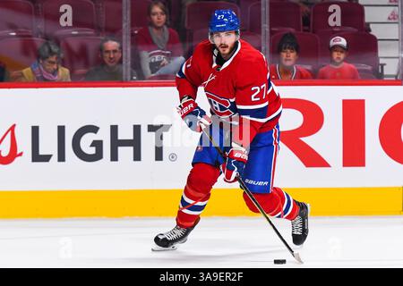 21. September 2017: Das Montreal Canadiens Center Alex Galchenyuk (27) spielt den Puck während des Spiels der New Jersey Devils bei Montreal Canadiens im Bell Centre in Montreal, Quebec. David Kirouac/CSM(Credit Image: &Copy; David Kirouac/CSM via ZUMA Wire) Stockfoto