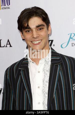 Juli 2009 - Santa Monica, Kalifornien, USA - 27. Juli 2009 - Santa Monica, Kalifornien - RJ Mitte. Die Style L.A. Swim & Resort Runway Fashion Show im Viceroy Hotel. Foto: Kevan Brooks/AdMedia Stockfoto