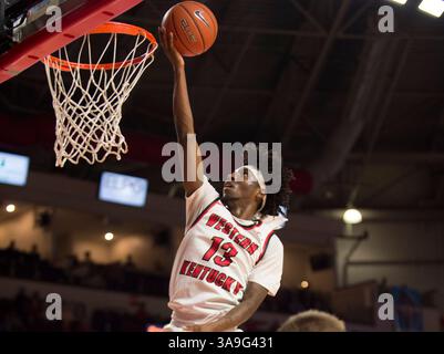 1. November 2017: Bowling Green, KY, USA WKU Hilltoppers Guard Taveion Hollingsworth (13) geht in der E. A. Diddle Arena zum Lay-Up-Spiel zwischen den Campbellsville Tigers gegen die WKU Hilltoppers. (Pflichtfoto: Steve Roberts/CSM)(Credit Image: &Copy; Steve Roberts/CSM via ZUMA Wire) Stockfoto
