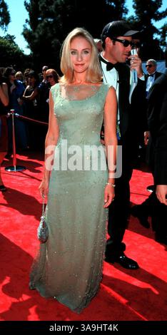 September 1998; Los Angeles, CA, USA; Schauspieler TRACY POLLAN bei den Emmy Awards. Stockfoto