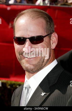 Juli 2006; Hollywood, CA, USA; Coach für die Pittsburgh Steelers BILL COWHER bei den ESPY Awards 2006 im Kodak Theatre. Obligatorischer Credit: Foto von Rena Durham/KPA/ZUMA Press. (©) Copyright 2006 von Rena Durham Stockfoto