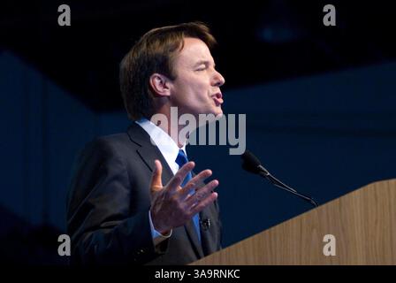 29. April 2007: San Diego, CA, USA - Senator JOHN EDWARDS spricht vor der kalifornischen Demokratischen Versammlung in San Diego. (Kreditbild: © Earl S. Cryer/ZUMA Press) Stockfoto