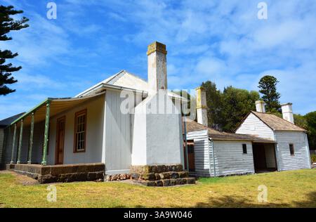 Port Fairy, Victoria, Australien – 6. Januar 2016. Mills Cottage in Port Fairy, VIC. Der hintere Abschnitt aus dem Jahr 1843 gilt als der älteste Hous Stockfoto