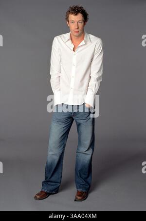 April 2006; Toronto, ON, Kanada; Bild aus Regisseur Ian Iqbal Rashids Drama-Komödie „Touch of Pink“ mit KRISTEN HOLDEN-RIED. Erscheinungsdatum: 16. Juli 2004. Obligatorische Gutschrift: Foto von Sony Pictures/ZUMA Press. (©) Copyright 2006 mit freundlicher Genehmigung von Sony Pictures Stockfoto