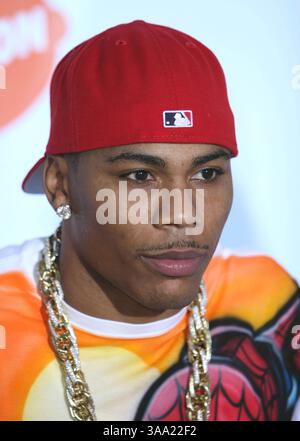 April 2006; Los Angeles, CA, USA; NELLY kommt bei den 19. jährlichen Kids Choice Awards im UCLA Pauley Pavilion in Los Angeles an. Obligatorischer Credit: Foto von Glenn Weiner/ZUMA Press. (©) Copyright 2006 von Glenn Weiner Stockfoto