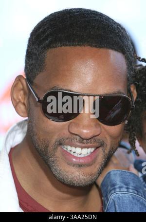 April 2006; Los Angeles, CA, USA; WILL SMITH kommt bei den 19. jährlichen Kids Choice Awards im UCLA Pauley Pavilion in Los Angeles an. Obligatorischer Credit: Foto von Glenn Weiner/ZUMA Press. (©) Copyright 2006 von Glenn Weiner Stockfoto
