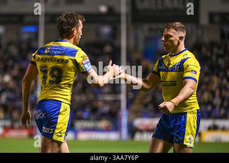 WARRINGTON, ENGLAND – 28. MÄRZ 2025: Stefan Ratchford von Warrington Wolves feiert seinen Versuch während der 6. Runde der Betfred Super League Warrington Wolv Stockfoto