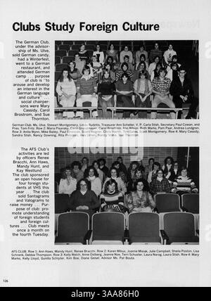Das Jahrbuch der St. Anthony Village High School 1979 dokumentiert Schüler, Dozenten, Sportmannschaften und Schulveranstaltungen und dokumentiert das Schuljahr 1978-1979. Stockfoto