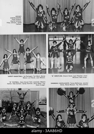 Das Jahrbuch 1979 der St. Anthony Village High School erfasst die Meilensteine des Schuljahres 1978-1979 und zeigt Schüler, Lehrer und außerschulische Aktivitäten. Stockfoto