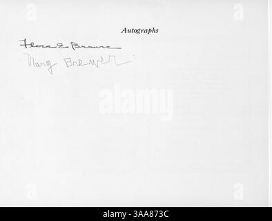 Die Ausgabe 1929 des Tatler Jahrbuchs dokumentiert wichtige Momente aus dem Schuljahr 1928-1929 und hebt Schüler, Lehrer, Leichtathletik und außerschulische Vereine hervor. Stockfoto