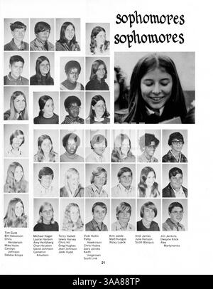 Das Marshall University Yearbook 1973 zeigt Studenten, Dozenten, Leichtathletik und wichtige Veranstaltungen aus dem Schuljahr 1972-1973. Stockfoto