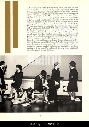 Das Tatler Yearbook 1963 von Northrop Collegiate zeigt wichtige Ereignisse, Sportarten, akademische Meilensteine und Studentenclubs des Schuljahres 1962-1963 mit entfernter Werbung. Stockfoto