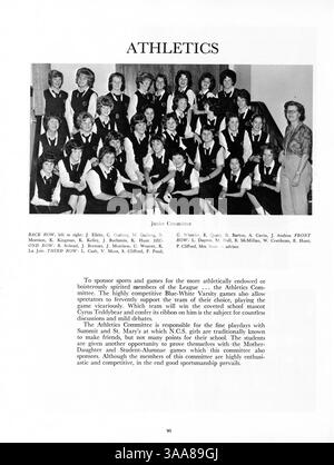 Dieses Jahrbuch der Northrop Collegiate 1963, Tatler 63, zeigt die Studenten, Lehrkräfte, Leichtathletik, Clubs und Schlüsselveranstaltungen des Schuljahres 1962-1963. Die Werbung wurde von den Seiten 133-134 und 153 bis 154 entfernt. Stockfoto