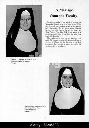 Dieses Angelus-Jahrbuch 1960 der Akademie der Heiligen Engel dokumentiert die Schlüsselmomente, die Aktivitäten der Schüler, die Sportmannschaften und die akademische Gemeinschaft des Schuljahres 1959-1960. Stockfoto