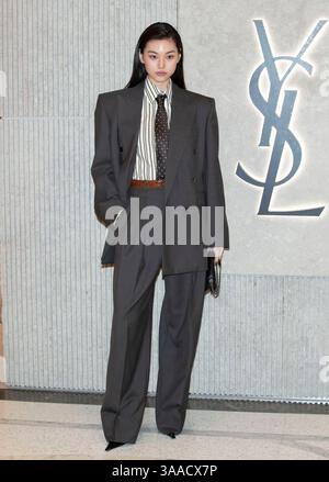 Seoul, Südkorea. 31. März 2025. Die südkoreanische Schauspielerin und Sängerin Kim Do-yeon nimmt am 31. März 2025 an einer Fotozelle für den Saint Laurent Fotoruf im Shinsegae Department Store in Seoul Teil. (Foto: Lee Young-HO/SIPA USA) Credit: SIPA USA/Alamy Live News Stockfoto