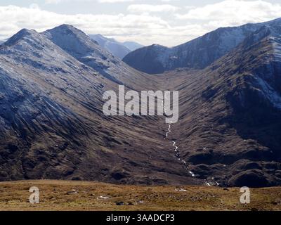 Buachaille Etive Beag und Lairig Eilde aus A' Chailleach, Glencoe, Schottland Stockfoto