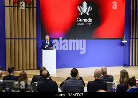 Messerundgang von Bundeskanzler Olaf Scholz Hannover Messe 2025: Begrüßung durch Stephan weil SPD Niedersächsischer Ministerpräsident in der Halle 2, Stand B42, Partnerland Kanada Hannover Messe, Messegelände Niedersachsen, Region Hannover Deutschland *** Messerundgang durch Bundeskanzler Olaf Scholz Hannover Messe 2025 Begrüßung durch Stephan weil SPD-Ministerpräsident Niedersachsen in Halle 2, Stand B42, Partnerland Kanada Hannover Messe Hannover Messe, Messegelände Niedersachsen, Region Hannover Messe Hannover Stockfoto