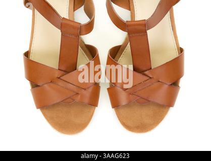 Paar braune weiblichen Schuhe isoliert auf weißem Hintergrund Stockfoto