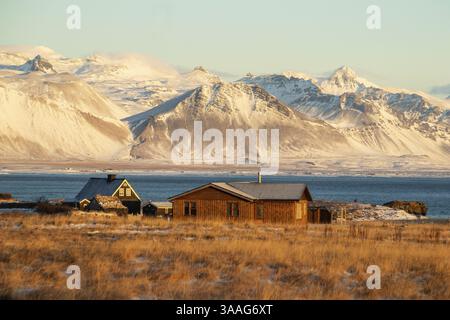 Die wunderschönen Arnarstapi auf der Snaefellsness Halbinsel, Island, Europa, Island, Europa Stockfoto