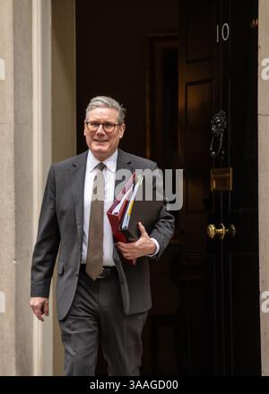 London, Vereinigtes Königreich. März 2025. Sir Keir Starmer verlässt sein Haus in Downing Street 10, um an der Fragestunde teilzunehmen. Cristina Massei Stockfoto