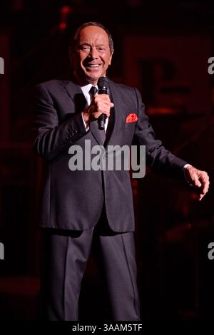 13. Januar 2016 - Fort Lauderdale, Florida, Vereinigte Staaten von Amerika - FORT LAUDERDALE, FL - 13. JANUAR: Paul Anka tritt im Broward Center auf. Paul Albert Anka, OC, ist ein kanadischer Sänger, Songwriter und Schauspieler am 13. Januar 2016 in Fort Lauderdale, Florida. (Kreditbild: © Storms Media Group/SMG via ZUMA Wire) Stockfoto