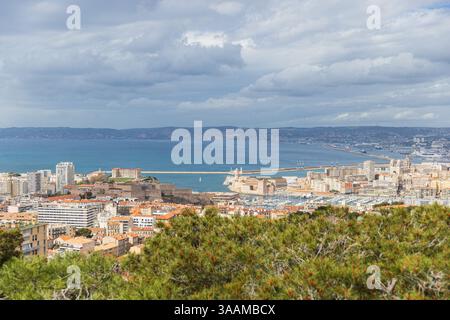 Blick auf die Küste von Marseille in Südfrankreich Stockfoto