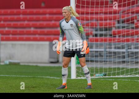 12. Mai 2018 - Bridgeview, Illinois, Vereinigte Staaten - Bridgeview, IL - Samstag, 12. Mai 2018: Chicago Red Stars vs Houston Dash im Toyota Park. (Kreditbild: © Daniel Bartel/ISIPhotos via ZUMA Wire) Stockfoto