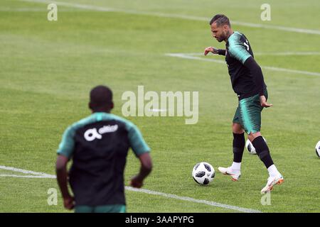 30. Mai 2018 - Oeiras, Portugal - Portugals Stürmer Ricardo Quaresma im Training Camp Cidade do Futebol (Fußballstadt) in Oeiras, am Stadtrand von Lissabon, am 30. Mai 2018 im Vorfeld der Vorbereitungsspiele der FIFA Fussball-Weltmeisterschaft Russland 2018 gegen Belgien und Algerien. Während des portugiesischen Fußballspiels Sporting CP gegen Vitoria Guimaraes im Alvadade-Stadion in Lissabon am 5. März 2017. Foto: Pedro Fiuzaduring beim portugiesischen Cup-Finale am 20. Mai 2015 die CD Aves vs Sporting CP im Jamor-Stadion in Oeiras, am Stadtrand von Lissabon. (Kreditbild: Stockfoto